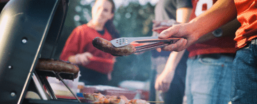 Grilling with friends is the Grillax Lifestyle.