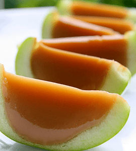 Caramel Apple Jello Shots via http://thatssomichelle.com