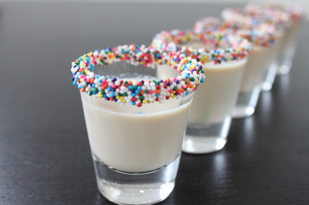 Birthday Cake Shot instantly adds party to your party - Grillax Market