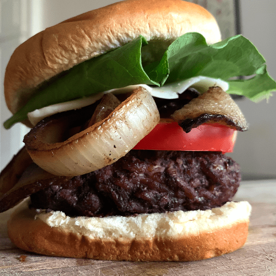 The Breeo Burger puts your ground beef, seasoned with Gaston's Seasoning, on top of hardwood coals ramping up the flavor to an all-time high!