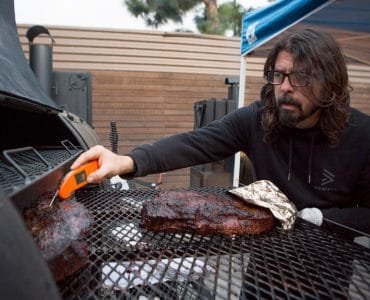 Dave Grohl loves to Q