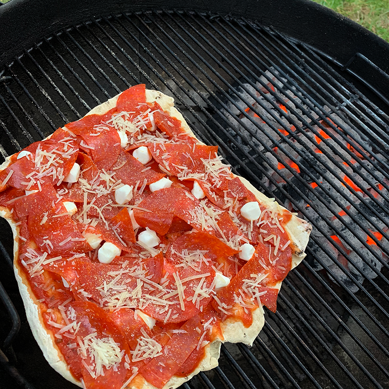Grillax Pepp Pizza with Urban Slicer Outdoor Grilling Dough